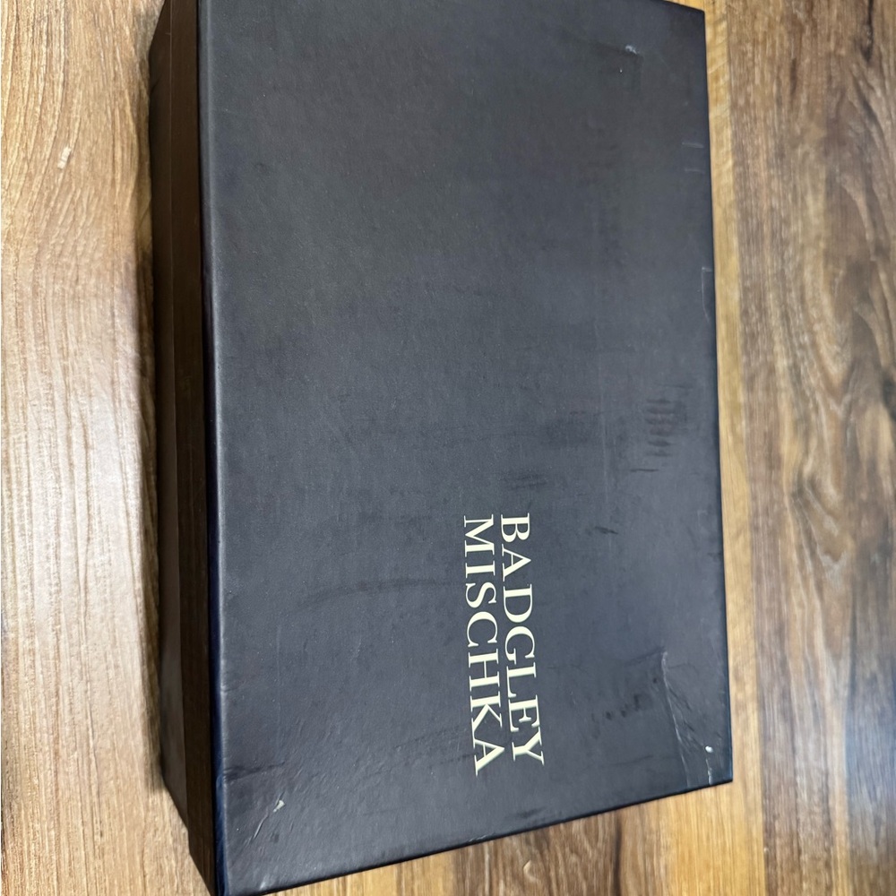 Badgley Mischka Gigi flats